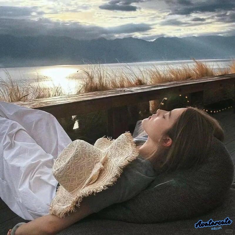 Ảnh avatar facebook giản dị