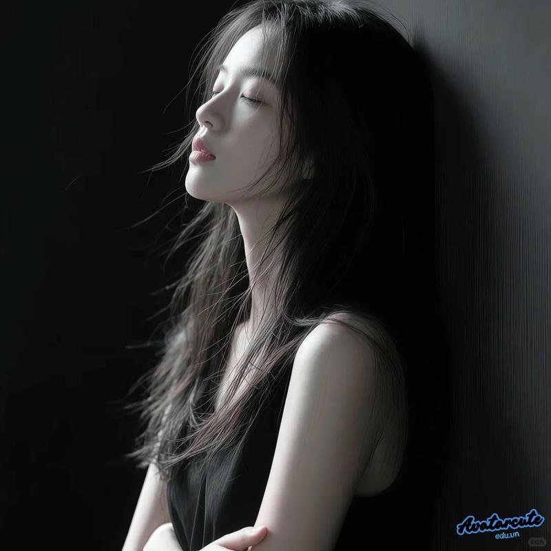 Chụp hình ảnh avatar nữ buồn