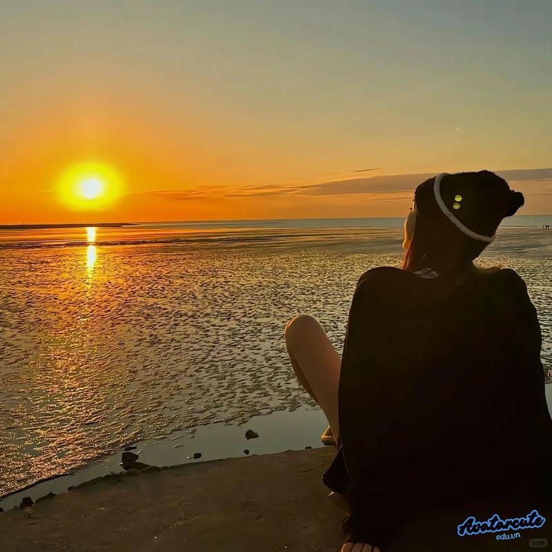 Hình avatar hd đường nét cuốn hút