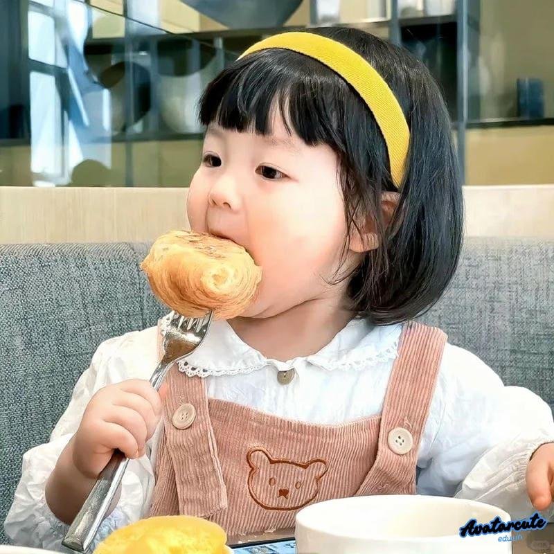 Tải ảnh avatar em bé cute