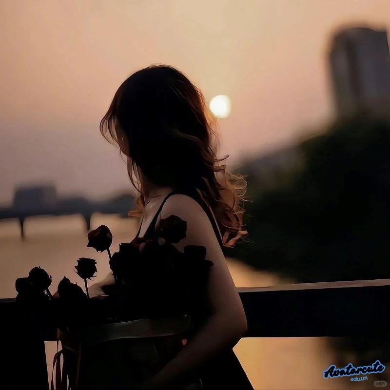 Tải ảnh avatar nữ buồn