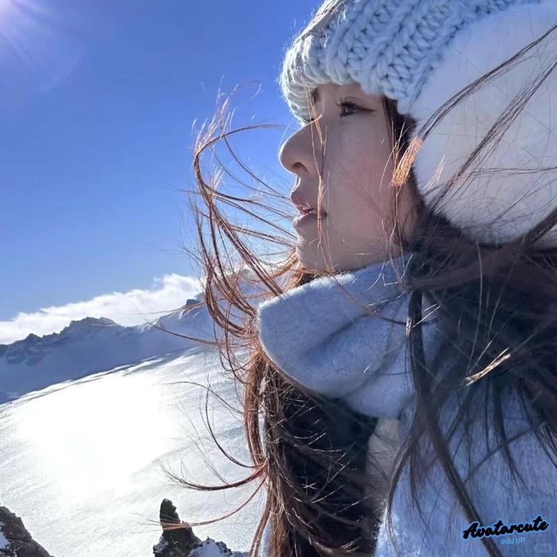 Xem ảnh avatar hd đường nét mềm mại