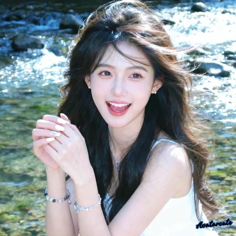 Xem hình ảnh avatar gái xinh hài hòa