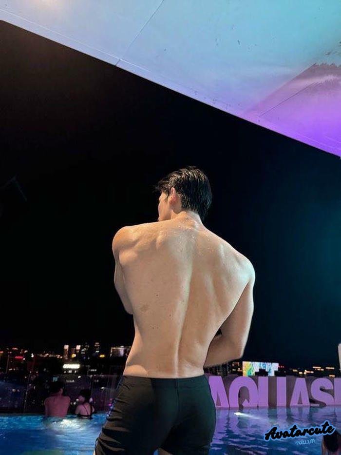 avatar che nửa mặt