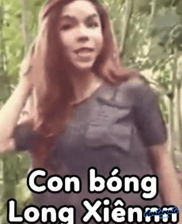 con bóng long xiên