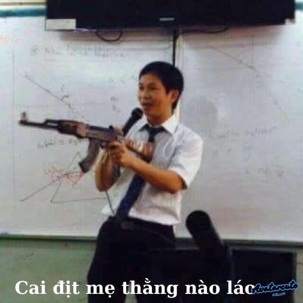 meme cầm súng chửi