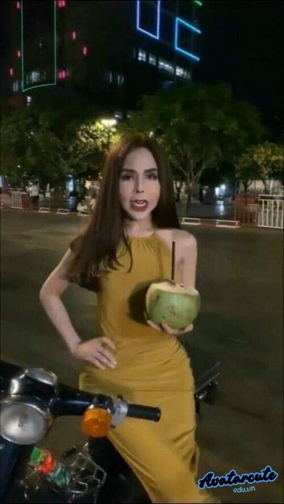 meme linda ngoài đường