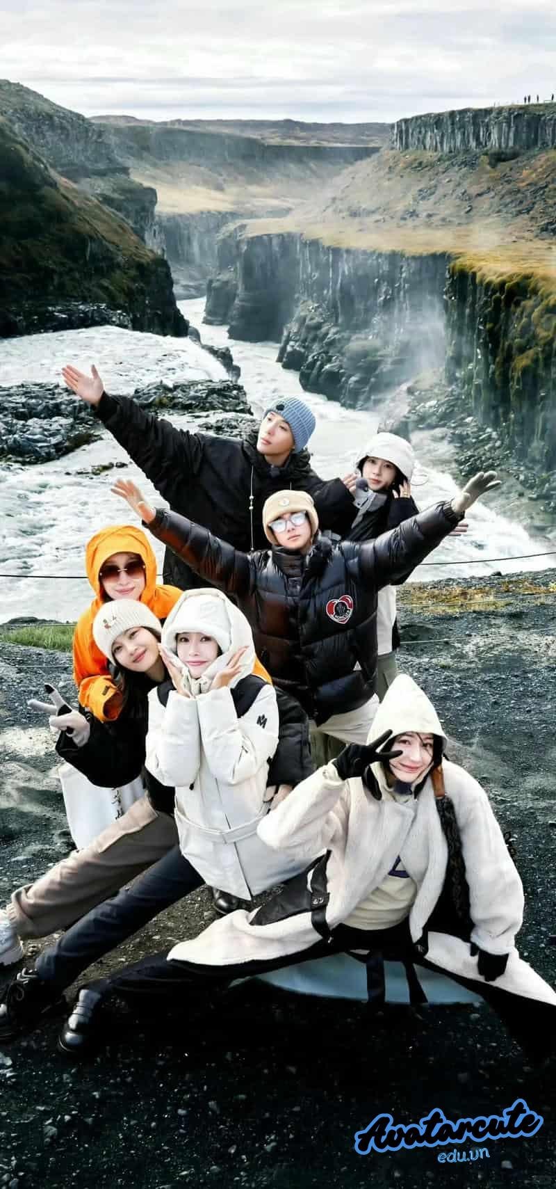 Bộ hình nền bạn thân cuốn hút