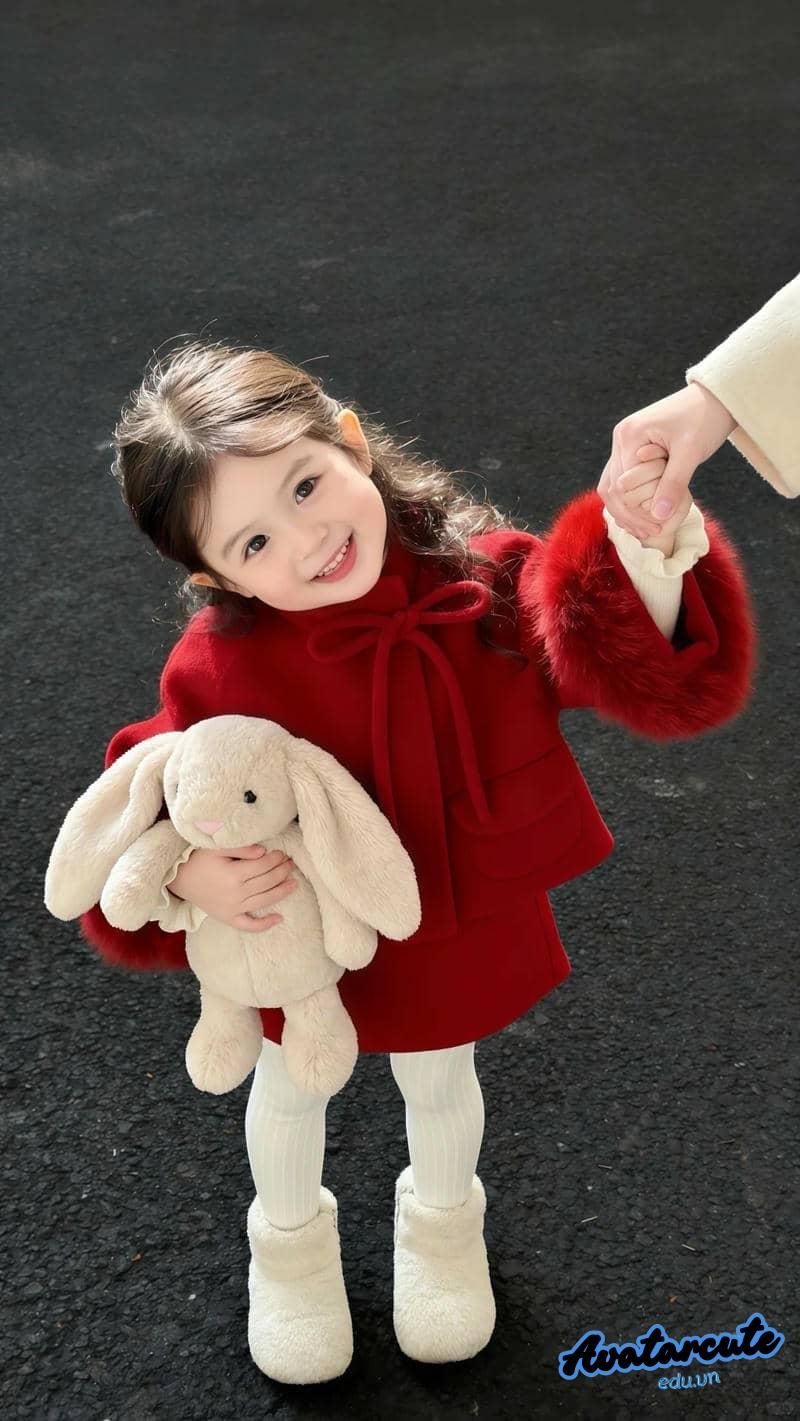 Tải về hình nền bé gái dễ thương miễn phí