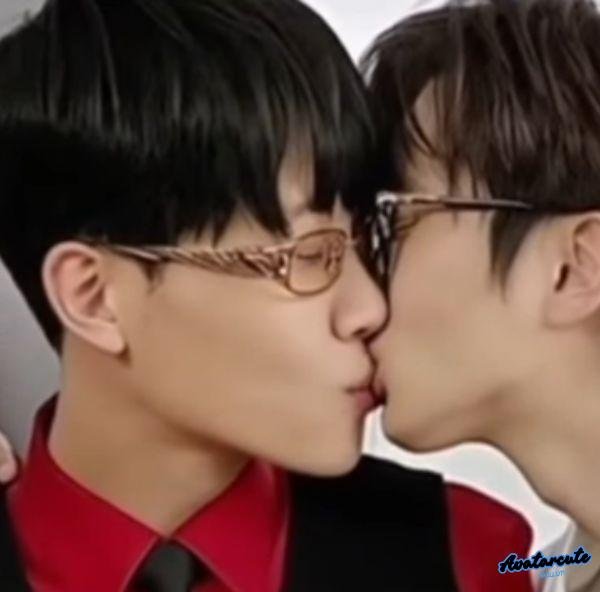 ảnh hôn troll jack và virrus