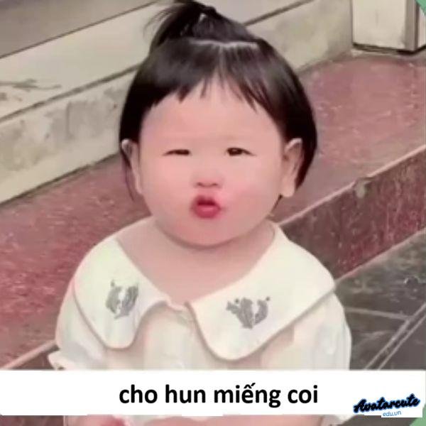 ảnh hôn troll yêu quá