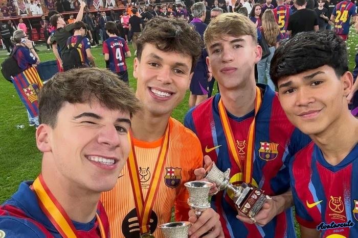 hình nền cầu thủ bóng đá xuất sắc 4k