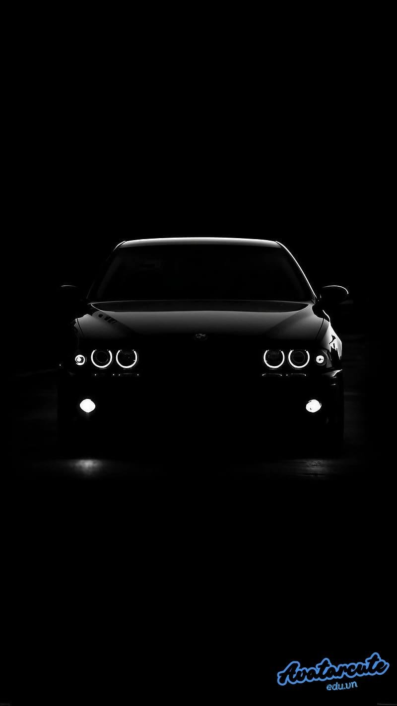 Ngắm hình nền đen thu hút